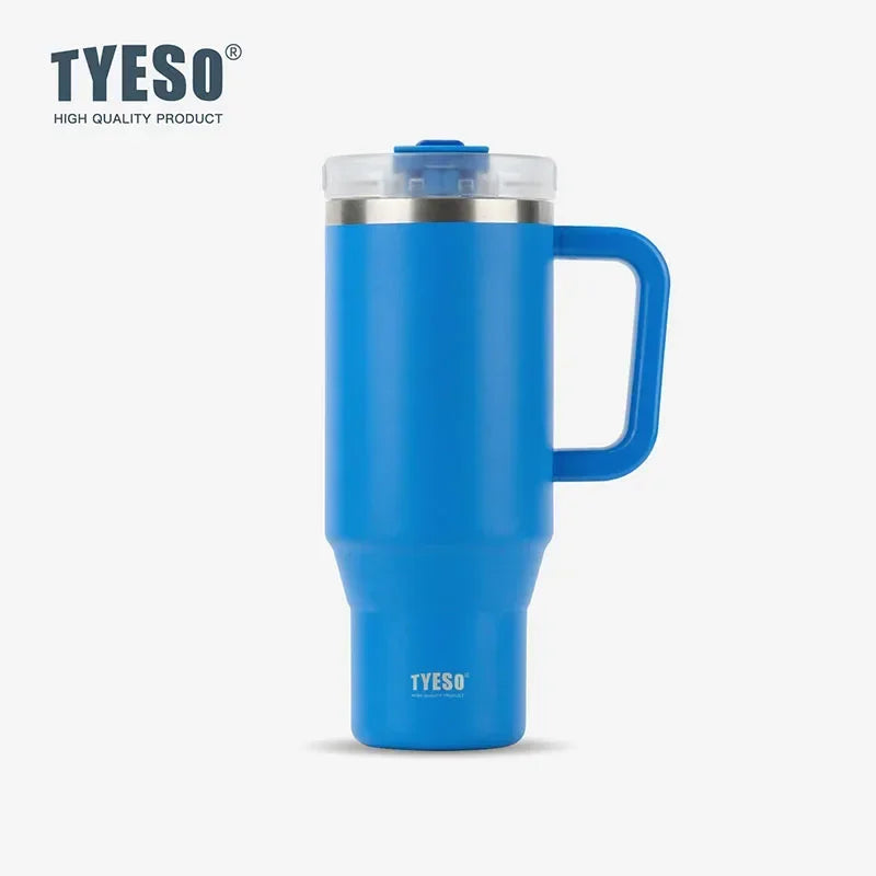Gobelet isotherme Tyeso 900/1200 ml en acier inoxydable avec anse et paille, idéal pour les voyages, les boissons chaudes et glacées.