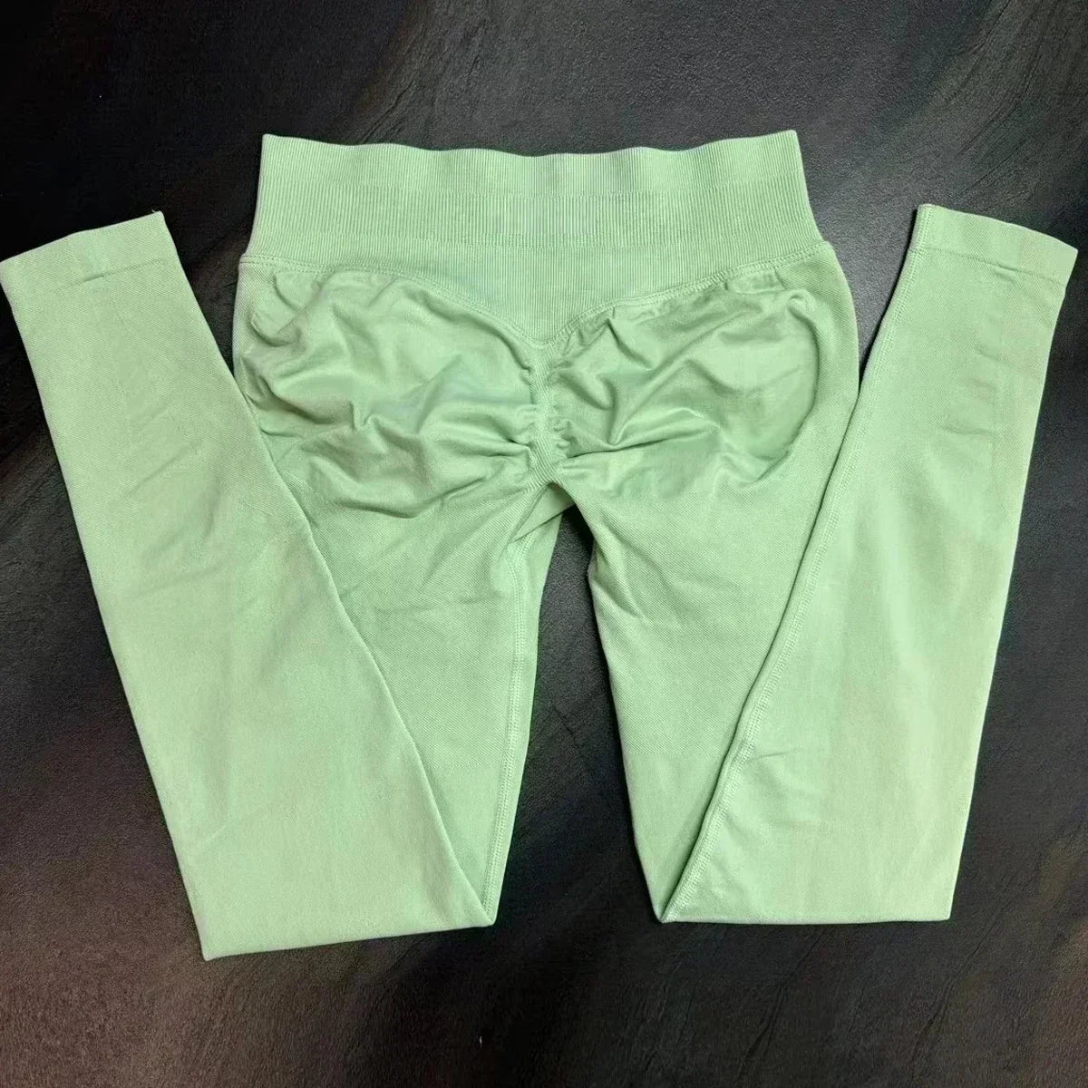 Legging de sport push-up sans logo, effet froncé, taille basse, sans coutures, idéal pour le yoga et le sport.